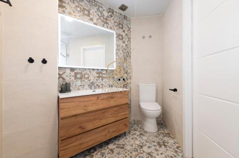 OPORTUNIDAD Piso Bajo en calle Carlinda s/n