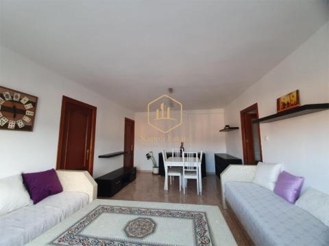 Amplia vivienda con vistas despejadas y excelente ubicación