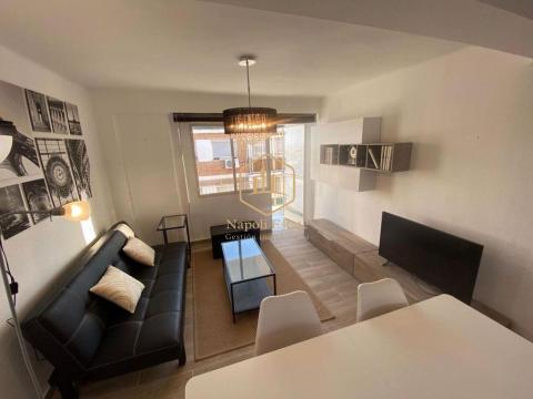 Se vende piso reformado con vistas panorámicas al mar y a toda la ciudad de Málaga