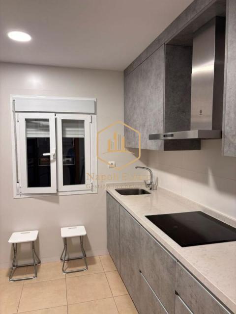 Piso completamente reformado en venta en Coín - Luminosidad, amplitud y listo para entrar a vivir.