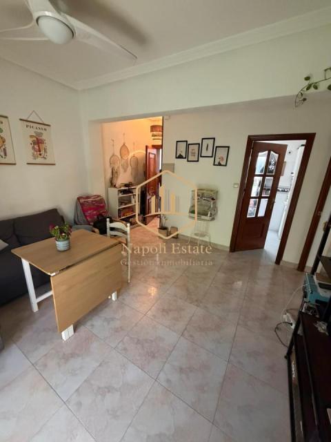 NAPOLI ESTATE presenta esta excelente oportunidad en una de las zonas más consolidadas y demandadas de Málaga.