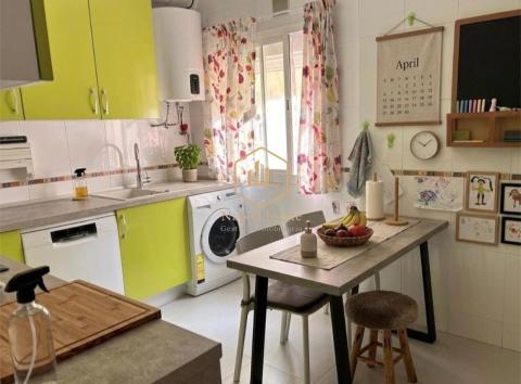 NAPOLI ESTATE presenta EXCLUSIVA propiedad en urbanizacion - Parque Litoral, Málaga