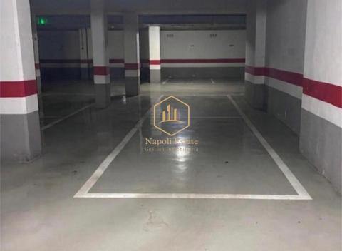 NAPOLI ESTATE presenta EXCLUSIVA propiedad en urbanizacion - Parque Litoral, Málaga