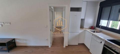 NAPOLI ESTATE presenta piso de obra reciente con garaje y trastero en Ortega y Gasset