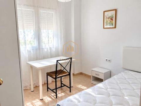 PISO EN ALQUILER DE LARGA TEMPORADA - MÁLAGA CAPITAL