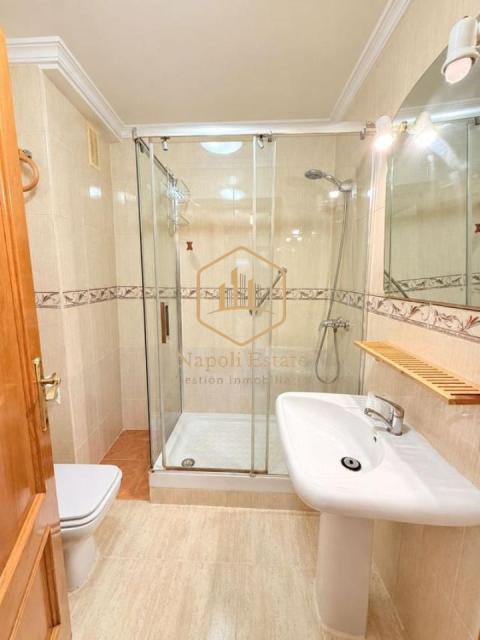 ALQUILER DE VIVIENDA DE 2 DORMITORIOS EN EL CENTRO DE MÁLAGA